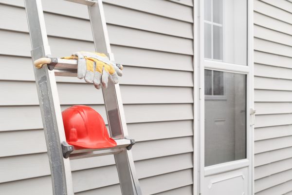 Home Siding Replacement in Escondido