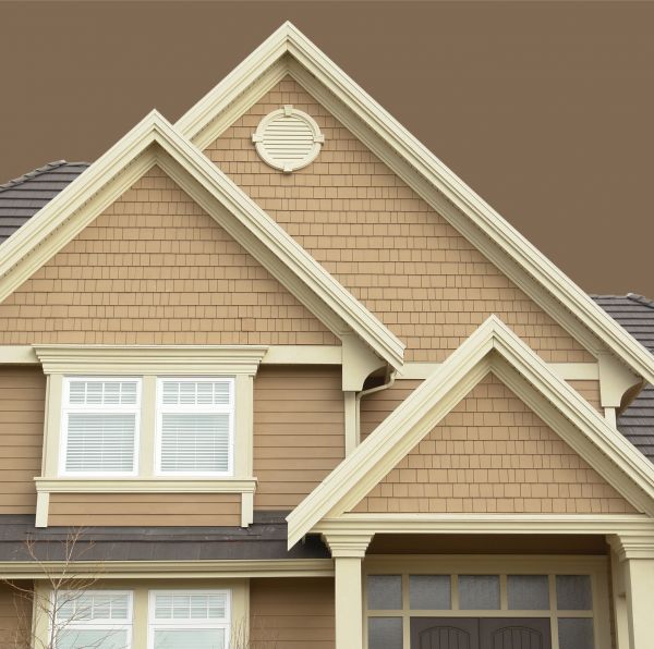Cost of Vinyl Shake Siding Repair in Escondido