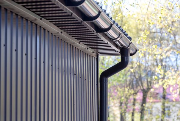 Sheet Metal Siding Repair in Escondido