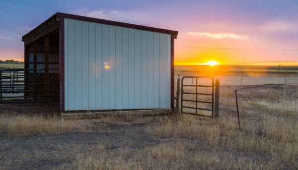 Pole Building Siding Service in Escondido